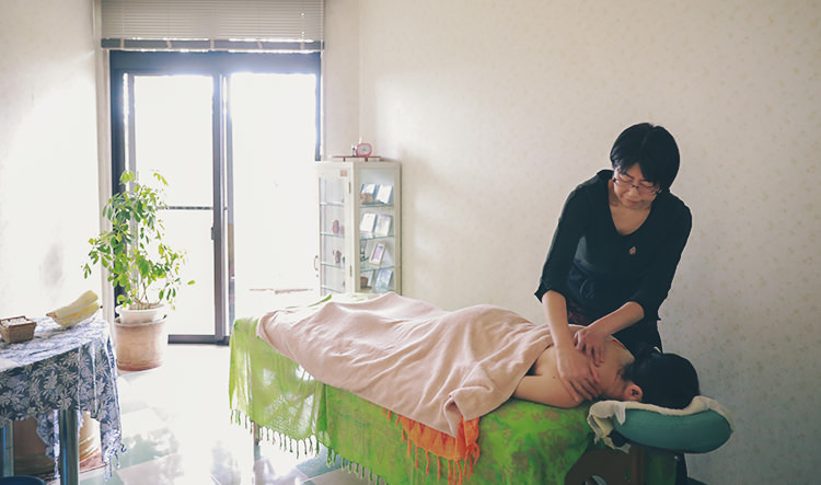 患者さんから喜ばれるアロマテラピー - アロマテラピー - 海の病棟 | 福岡県大牟田市 不知火病院(うつ病の治療・入院・カウンセリング)
