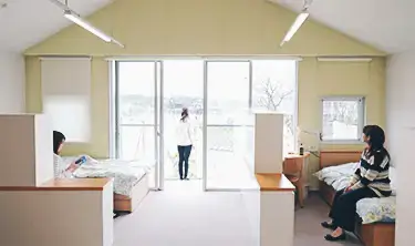 4人部屋の病室 - 医療関係者による病院見学 | 福岡県大牟田市 不知火病院(うつ病の治療・入院・カウンセリング)