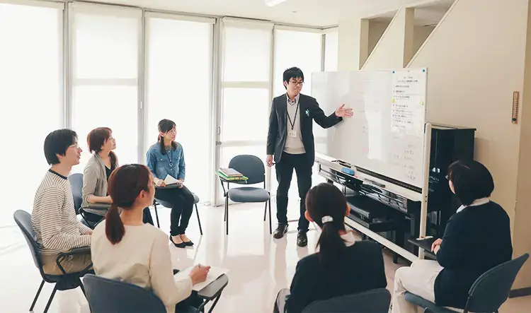 復職への不安を払拭するため復職支援プログラムを導入 - 海の病棟の治療方針 - 海の病棟 | 福岡県大牟田市 不知火病院(うつ病の治療・入院・カウンセリング)